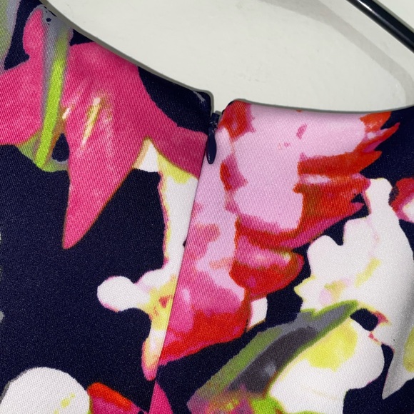 Vince Camuto Dress - Picture 3 of 4